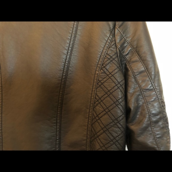 Dark brown leather jacket. Size 8 - Picture 7 of 7